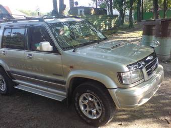 1998 Isuzu Bighorn Photos