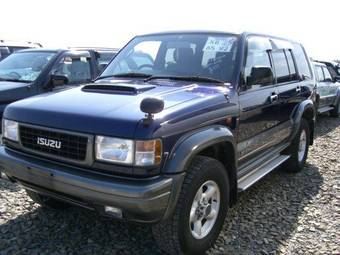 1998 Isuzu Bighorn Photos