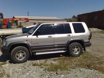 1998 Isuzu Bighorn Photos