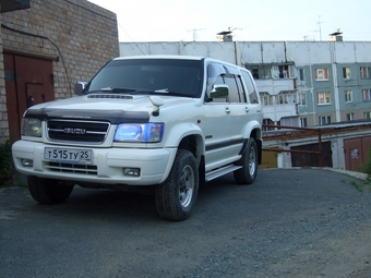 1999 Isuzu Bighorn