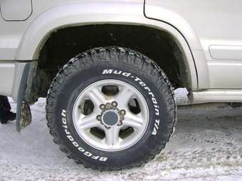 1999 Isuzu Bighorn Photos