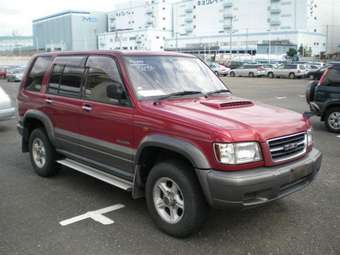 1999 Isuzu Bighorn Pictures