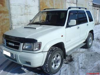 1999 Isuzu Bighorn Pictures