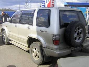 1999 Isuzu Bighorn Photos