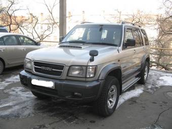 1999 Isuzu Bighorn Images