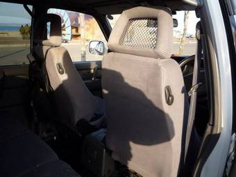 1999 Isuzu Bighorn Pictures