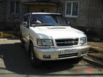 1999 Isuzu Bighorn Pictures