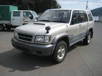 1999 Isuzu Bighorn Pictures