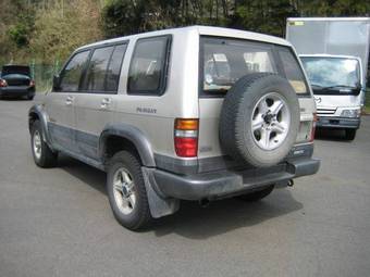1999 Isuzu Bighorn Pictures