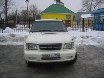 1999 Isuzu Bighorn Photos