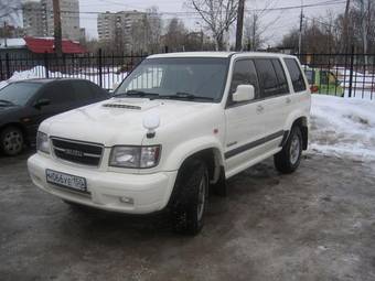 1999 Isuzu Bighorn Photos