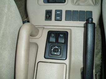 1999 Isuzu Bighorn Images