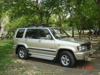 1999 Isuzu Bighorn Pictures