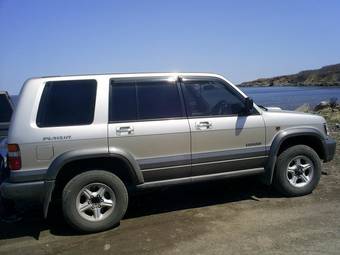 1999 Isuzu Bighorn Photos