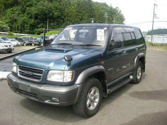 1999 Isuzu Bighorn Pics