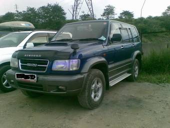 1999 Isuzu Bighorn Pics