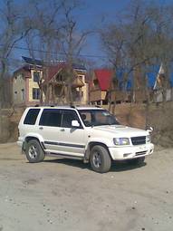 1999 Isuzu Bighorn Pictures