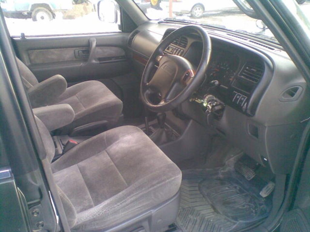 2000 Isuzu Bighorn