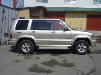 2000 Isuzu Bighorn Pictures