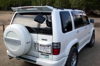 2000 Isuzu Bighorn Photos