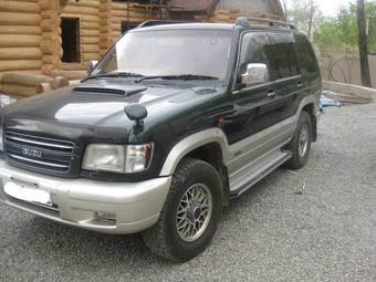 2000 Isuzu Bighorn Pictures