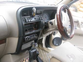 2000 Isuzu Bighorn Photos