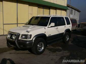 2000 Isuzu Bighorn Pics