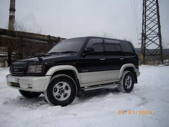 2000 Isuzu Bighorn Pictures