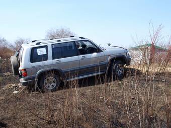 2000 Isuzu Bighorn Photos