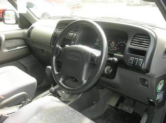 2000 Isuzu Bighorn Photos