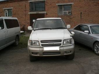 2001 Isuzu Bighorn Photos