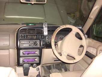 2002 Isuzu Bighorn Pictures