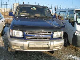 2002 Isuzu Bighorn Wallpapers