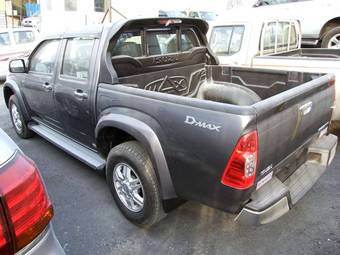 2011 Isuzu D-MAX Photos