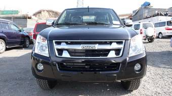 2011 Isuzu D-MAX Photos