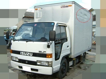 1990 Isuzu Elf