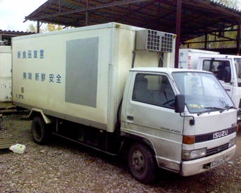 1993 Isuzu Elf