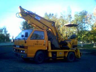 1993 Isuzu Elf