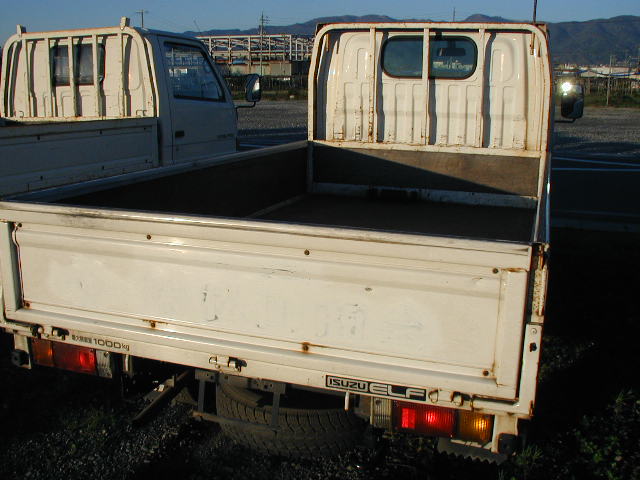 1997 Isuzu Elf Pictures