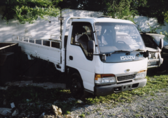 1999 Isuzu Elf