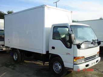 2002 Isuzu Elf Wallpapers