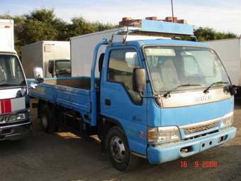 2003 Isuzu Elf Pics