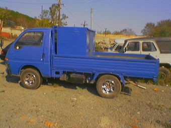 1990 Isuzu Fargo