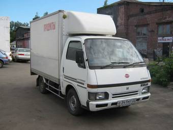 1990 Isuzu Fargo