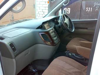 1999 Isuzu Fargo Images