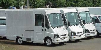 2001 Isuzu Fargo Photos