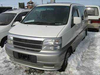 1998 Isuzu Fargo Filly Pictures