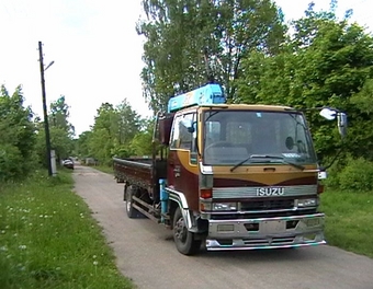 1992 Isuzu Forward