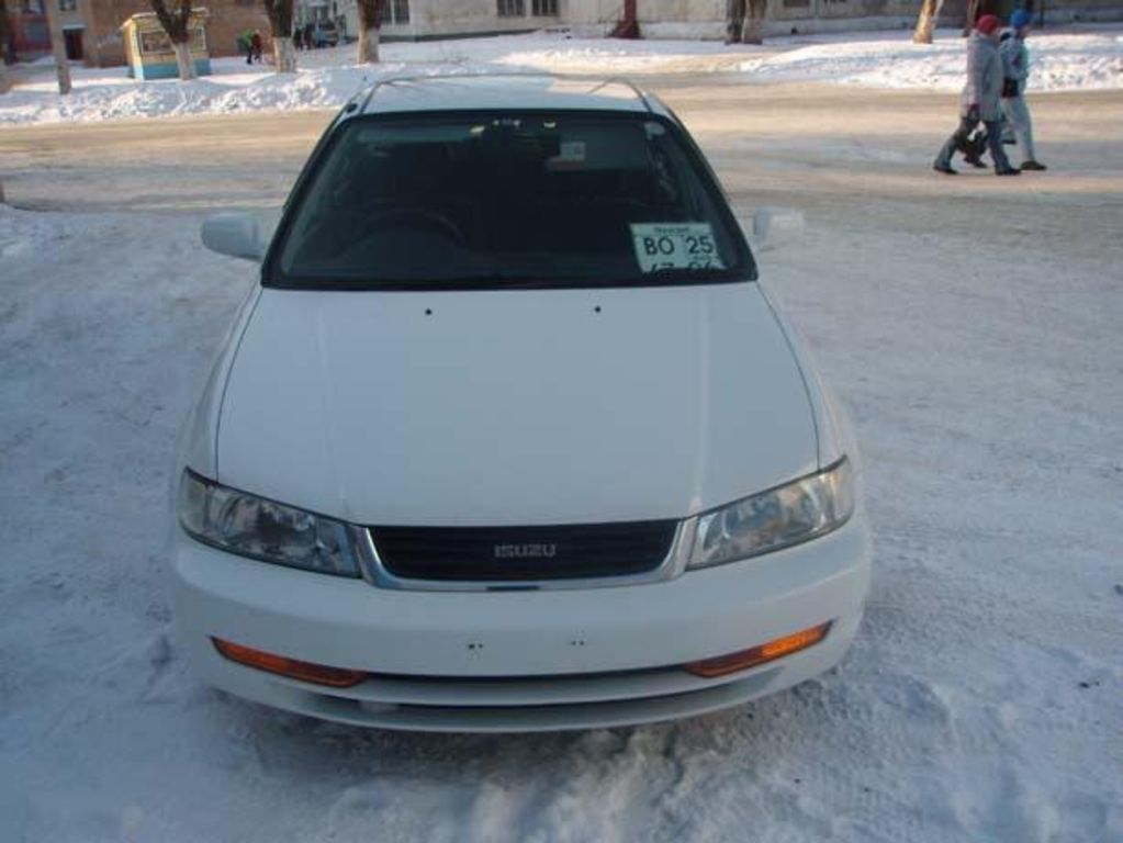 1997 Isuzu Gemini