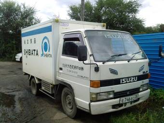 1992 Isuzu MU Photos